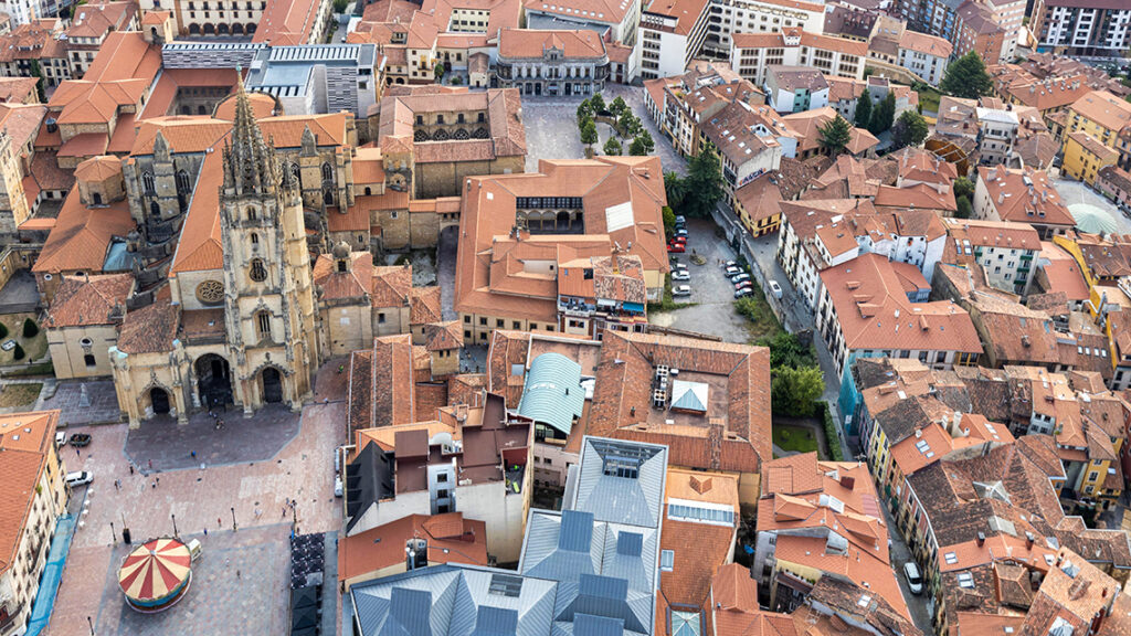 オビエド -Oviedo(スペイン)聖骸布と王国の魂:オビエドが守り続けた奇跡の物語