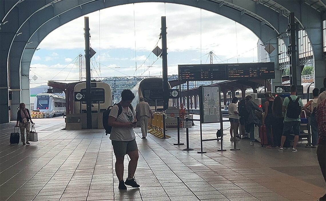 ア・コルーニャ（A Coruña）駅ホーム