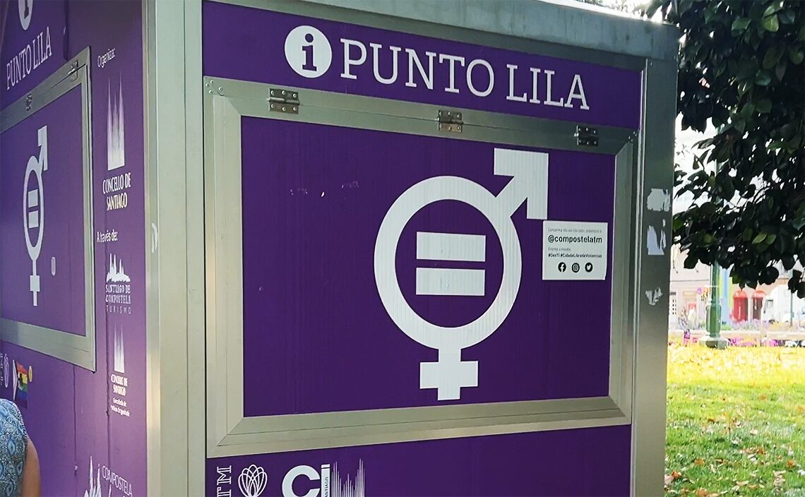 サンティアゴ・デ・コンポステーラ(Santiago de Compostela)プント・リラ (Punto Lila) と呼ばれる、性暴力やセクシャルハラスメントの被害者を支援するためのブース