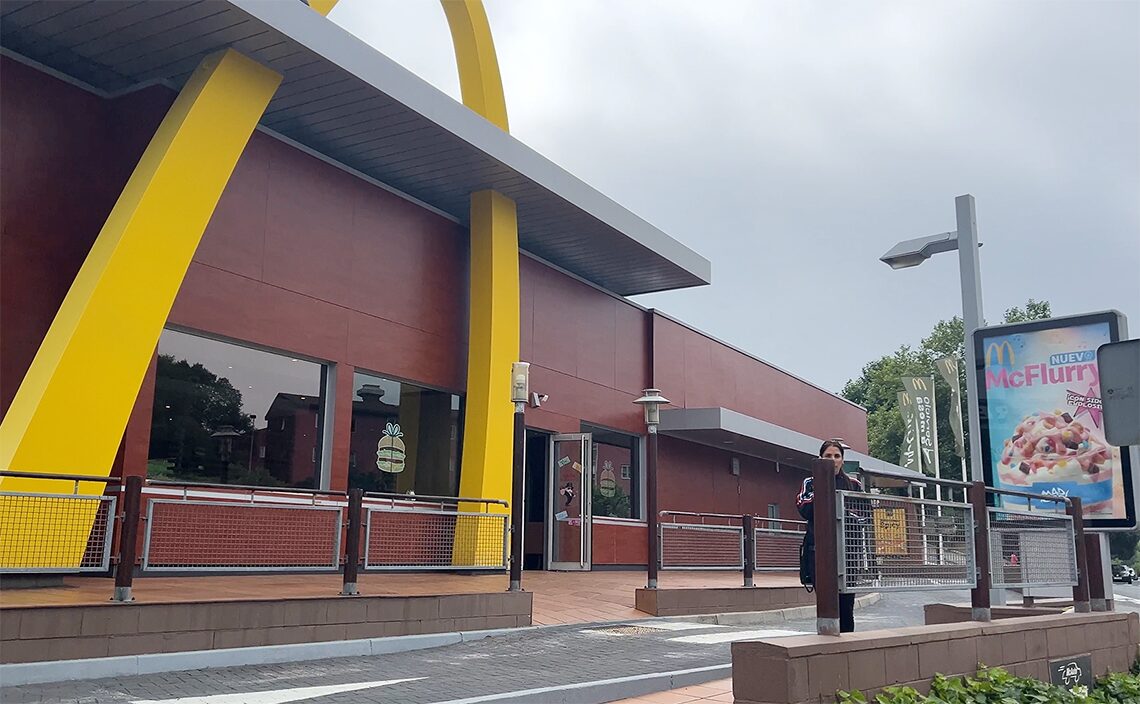 サンティアゴ・デ・コンポステーラ(Santiago de Compostela)マクドナルド