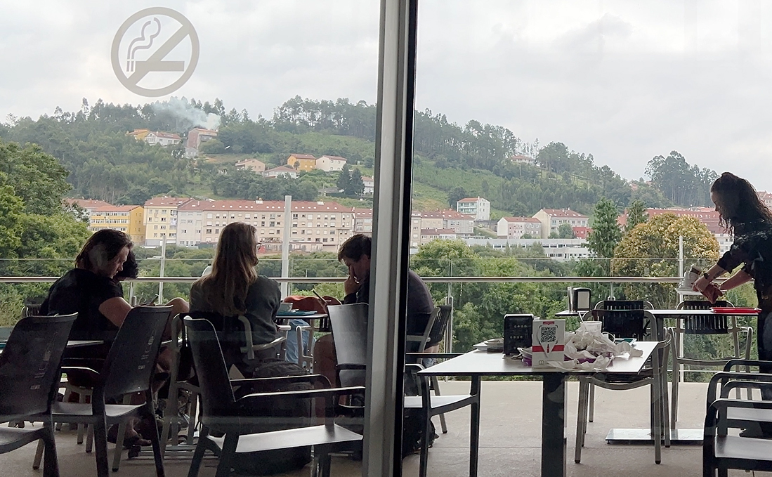 サンティアゴ・デ・コンポステーラ バス