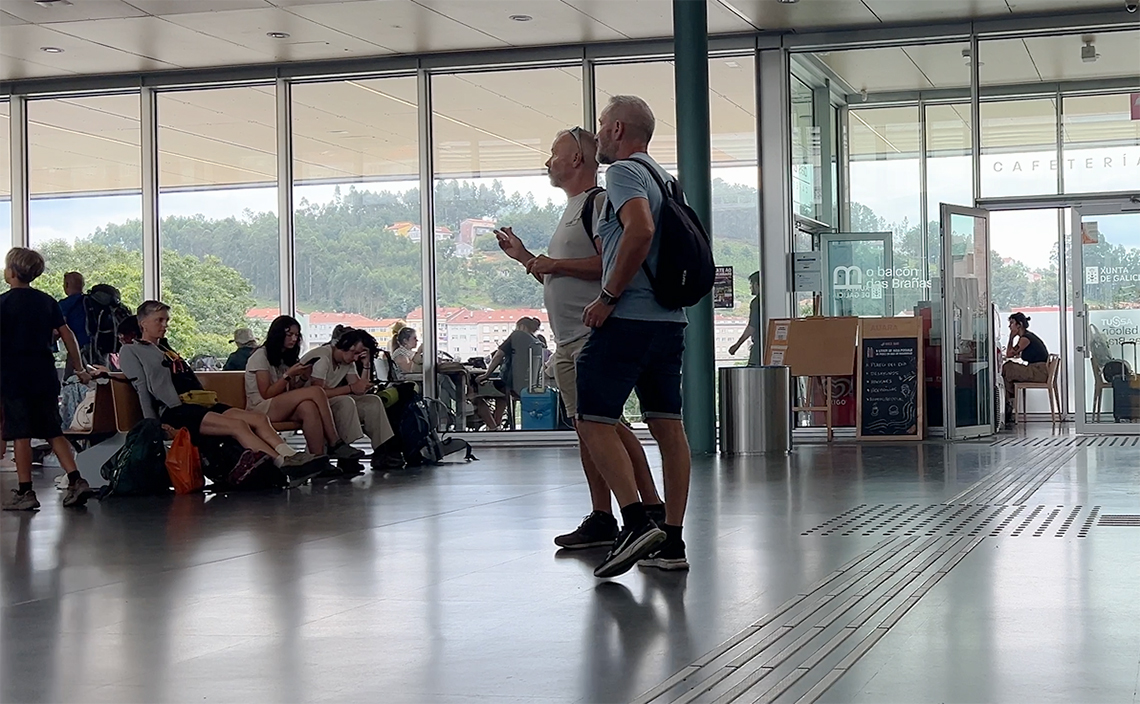 サンティアゴ・デ・コンポステーラ バス