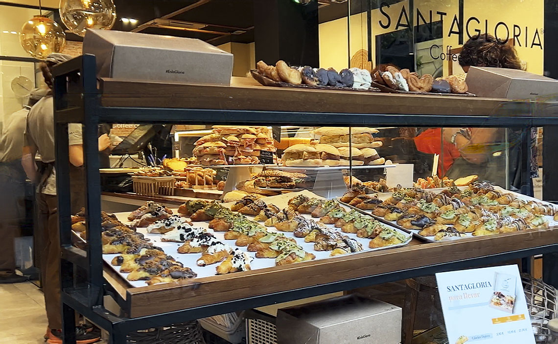 オビエド oviedo クロワッサンが名物のパン屋さん