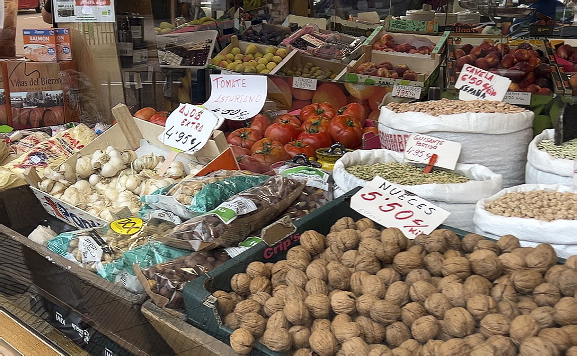 オビエド oviedo