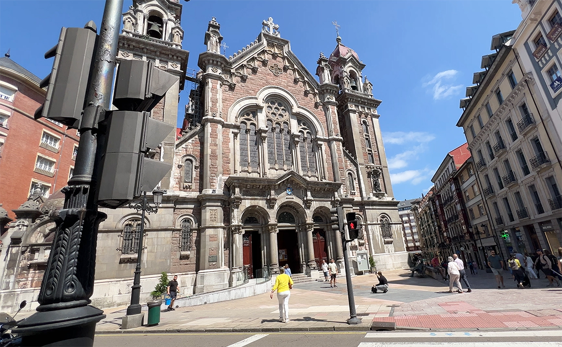 オビエド  oviedo サン・フアン・エル・レアル教会（Iglesia de San Juan el Real）