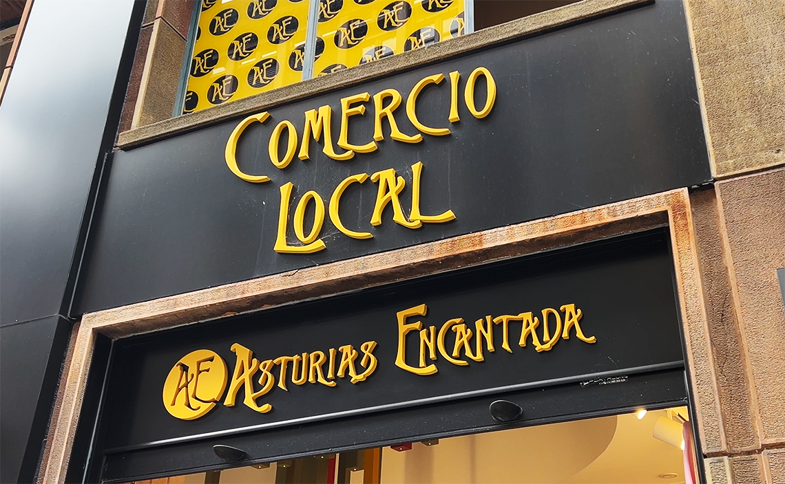 オビエド  oviedo 