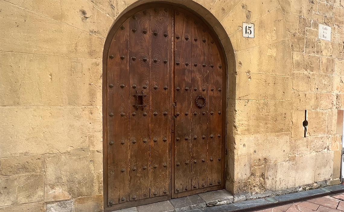 オビエド oviedo