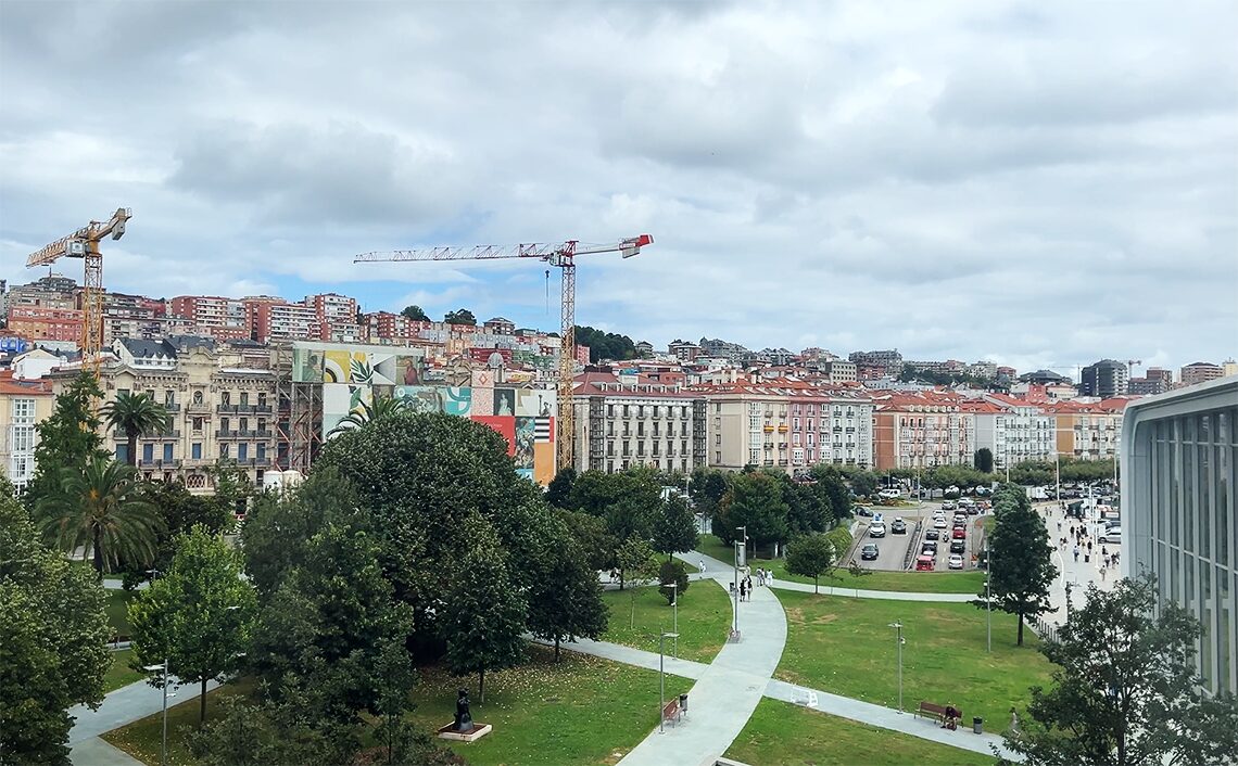 サンタンデール Santander現代美術館セントロ・ボティン（Centro Botín）