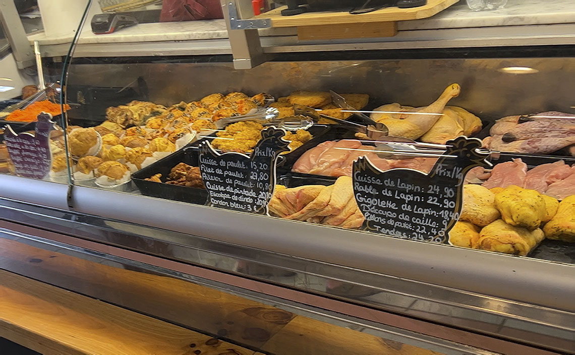 テイクアウトのお惣菜が豊富にあり、滞在先の側にあったら毎日通いたい所だ。