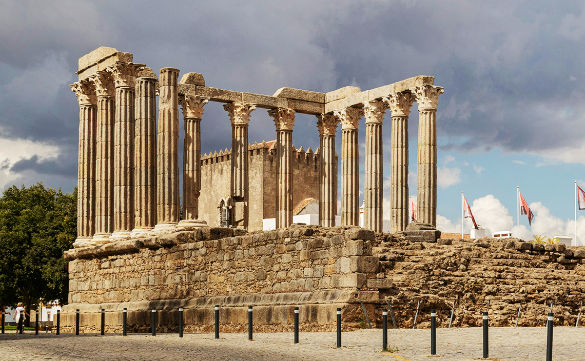 ポルトガル ディアナ神殿(Templo de Diana, Évora)