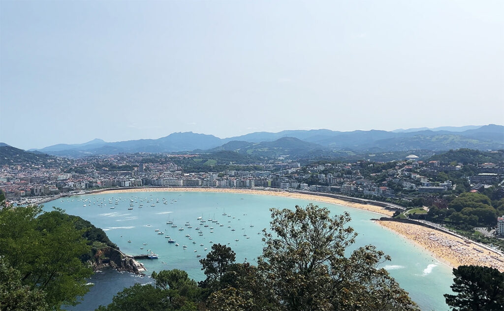 サンセバスチャン (スペイン) – San Sebastián(Spain)モンテ・イゲルド展望台にある遊園地「Parque de Atracciones Monte Igueldo」