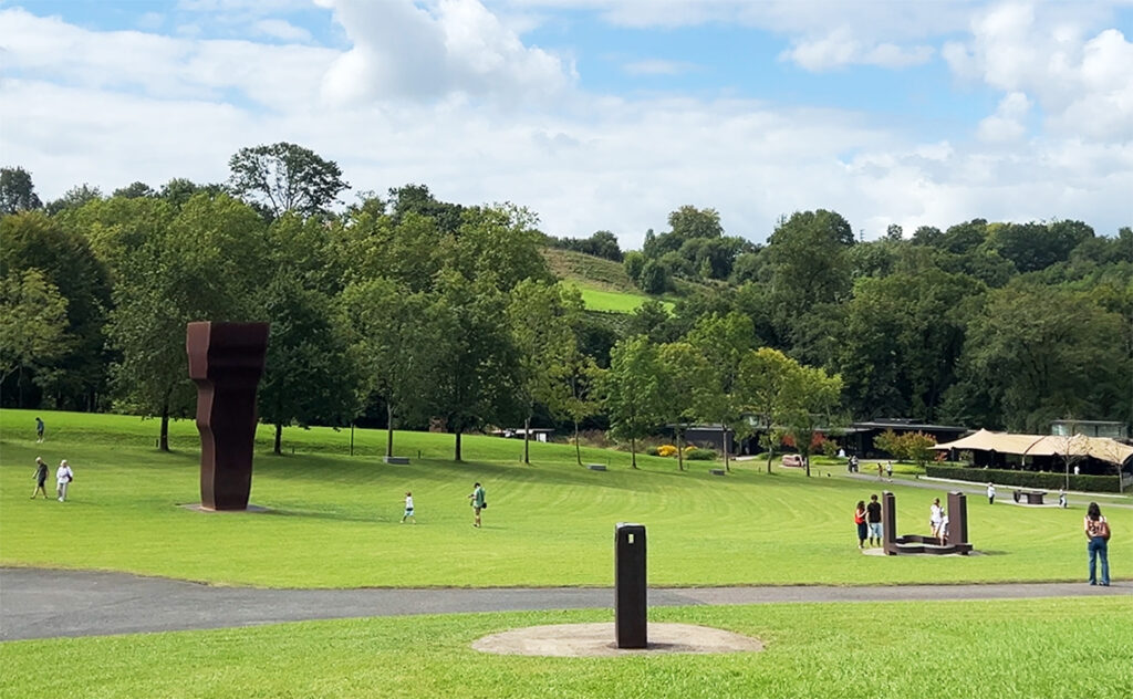 サンセバスチャン (スペイン) – San Sebastián(Spain)チリダ・レク美術館(Chillida-Leku)