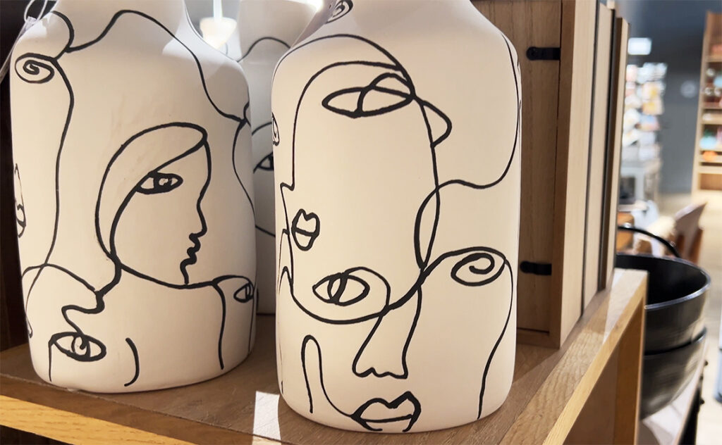 サンセバスチャン (スペイン) – San Sebastián(Spain)ショッピングモール「Garbera Merkataritza Gunea」