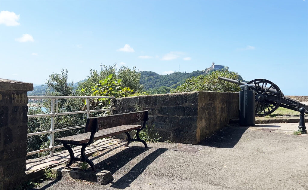 サンセバスチャン (スペイン) – San Sebastián(Spain)モンテ・ウルグル(Monte Urgull)