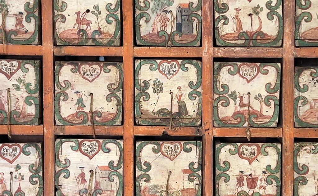 バルセロナ Museu Etnològic de Barcelona 民族学博物館 デザイン資料としても価値が高い。