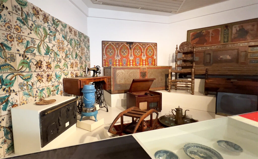 バルセロナ Museu Etnològic de Barcelona 民族学博物館 19世紀から20世紀のカタルーニャ地方の生活様式を伝える展示室。