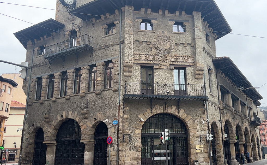 ビルバオ Bilbao 旧コンチュ・デ・アチュリ駅。