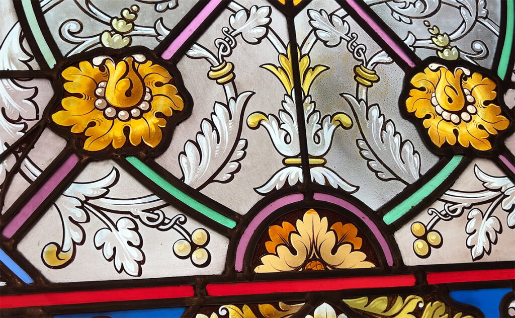 ビルバオ Bilbao アバンド駅内にある、ビルバオの象徴的なステンドグラス。