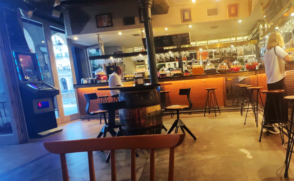 ビルバオ Bilbao リベラ市場（La Ribera Gastro Plaza）