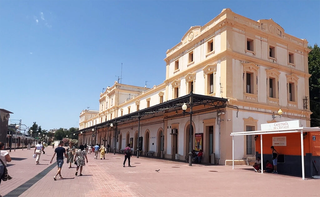 ビラノバ・イ・ラ・ヘルトル（Vilanova i la Geltrú） ビラノバ・イ・ラ・ヘルトル駅