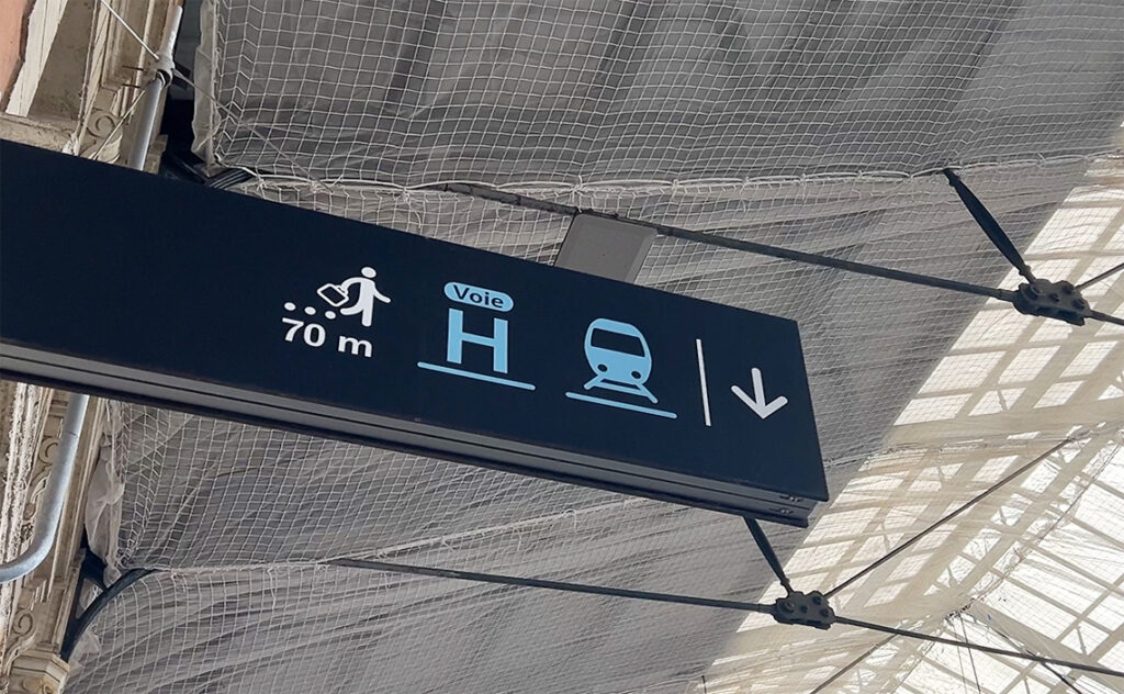 フランス(France) ナルボンヌ(Narbonne) ナルボンヌ駅のホーム