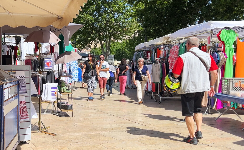フランス(France) ナルボンヌ(Narbonne) 大市場(グラン・マルシェ)