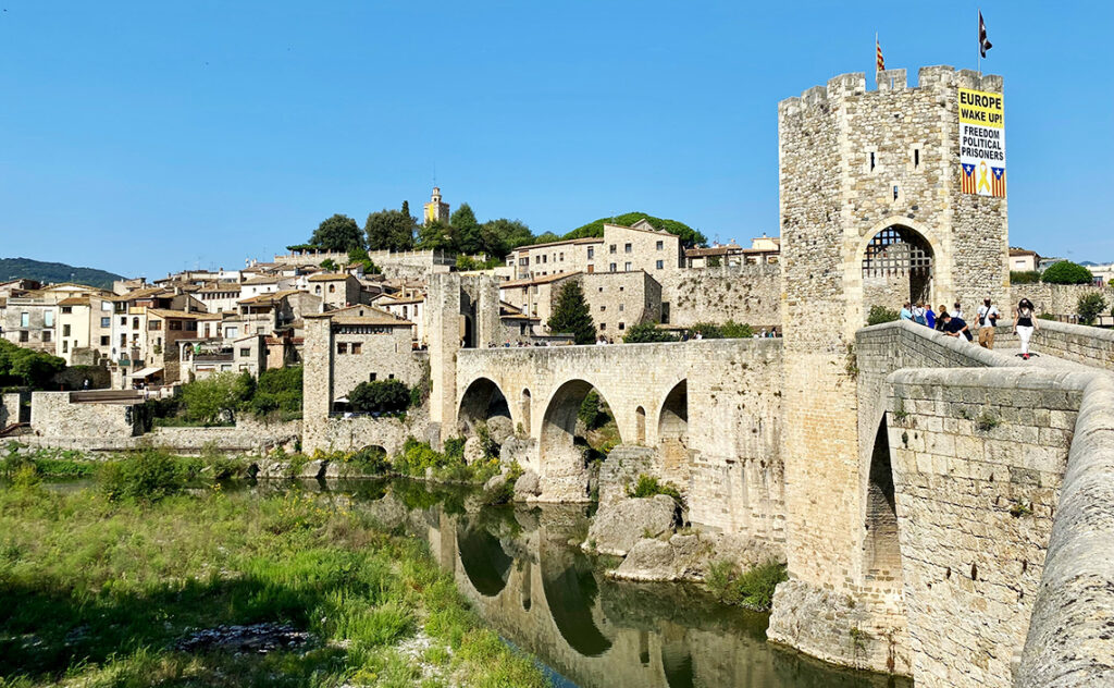 スペイン（spain） バルセロナ（Barcelona）ベサル/バザルー（Besalú）