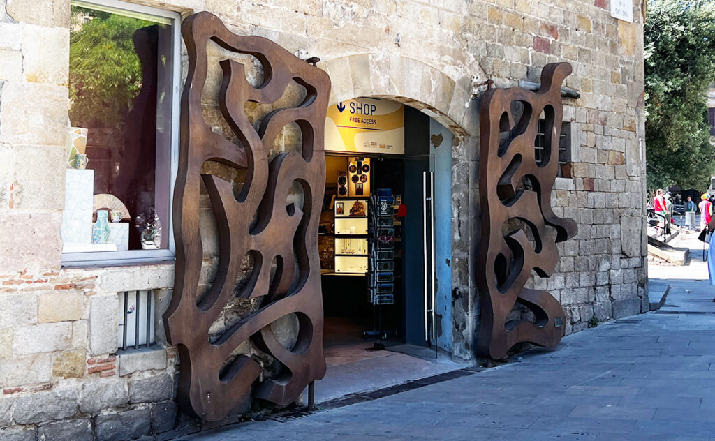 セルダが設計したのは、カオスの舞台だった