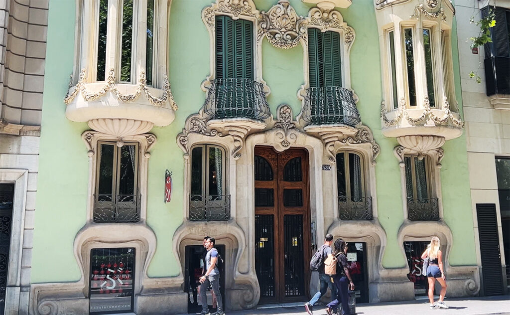 バルセロナ Barcelona カサ・ペレ・ブリアス(Casa Pere Brias)