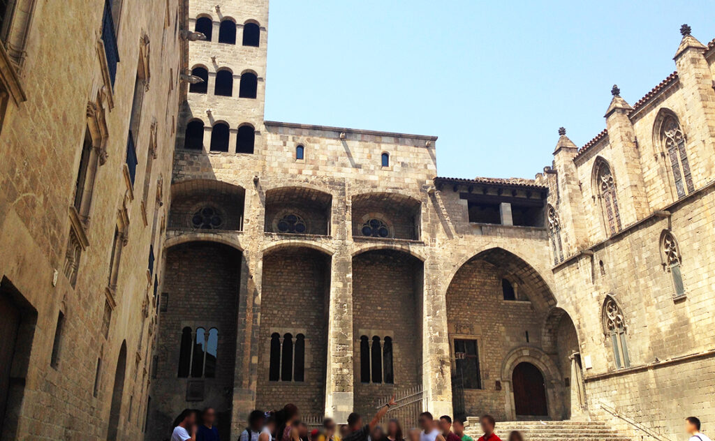 スペイン バルセロナ（Spain Barcelona） 王の広場（Pl. Reial）