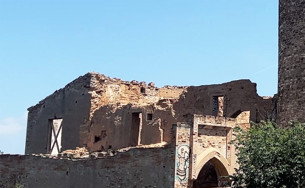 バルセロナ（Barcelona）トッレ・サルバナ（Torre Salvana）地獄の城と呼ばれる都市伝説