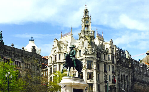 ポルト – Porto(ポルトガル) クレリゴス教会(Igreja dos Clérigos)